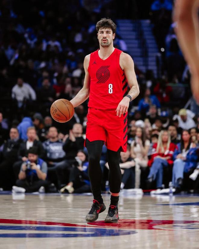 残阵76人主场力克开拓者 反超老鹰暂列东部第八