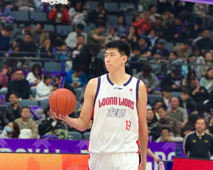 广东宏远季后赛前关键战对阵浙江广厦 新外援待