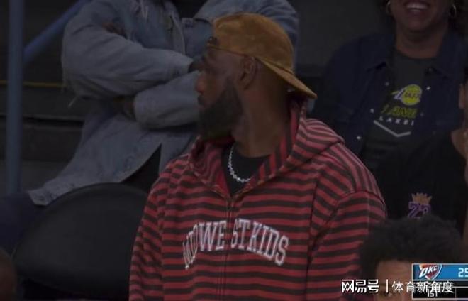 湖人残阵上演逆袭戏剧：全员失误却险胜雷霆