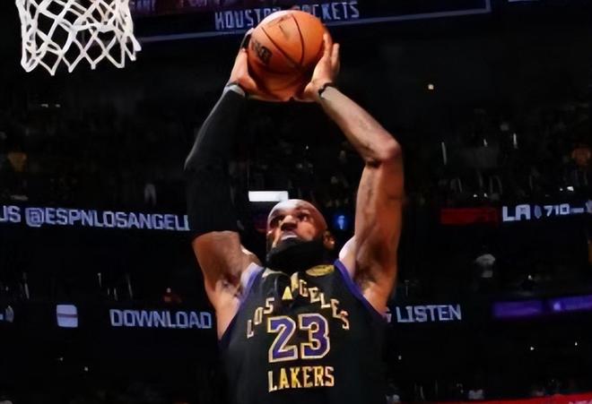 湖人双杀火箭挺进次轮 马刺爆冷负开拓者 绿军客